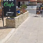 Olive Island Апартаменты