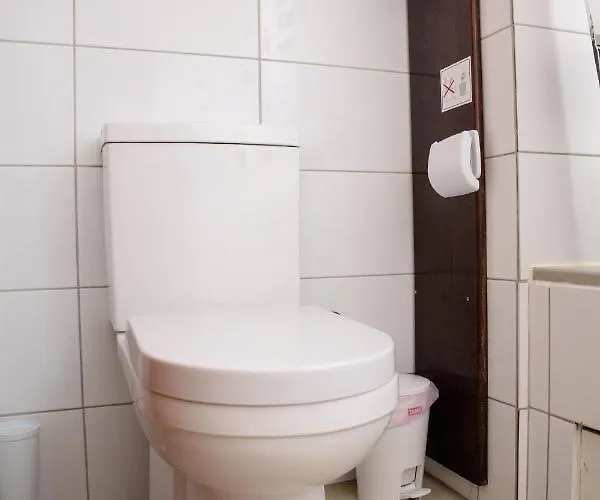 Olive Island לרנקה