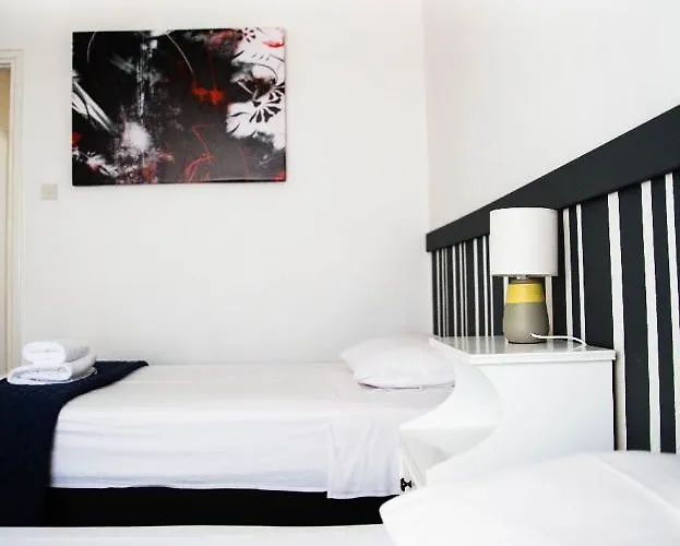 Olive Island Apartament Larnaca