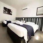 Olive Island Apartament *